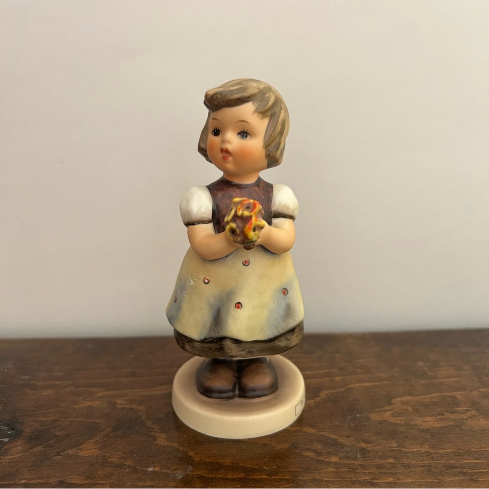 Vintage “For Mother” figurine by Goebel M.I. Hummel West Germany